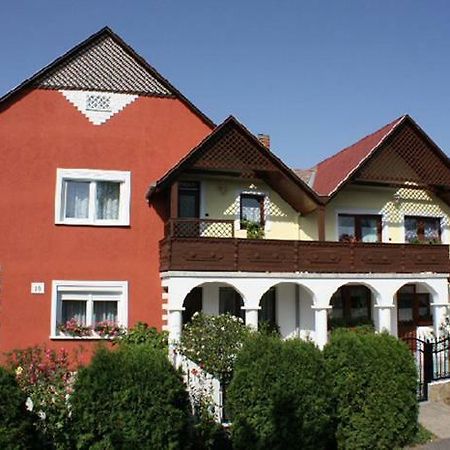 Papp Apartmanhaz Daire Vonyarcvashegy Dış mekan fotoğraf
