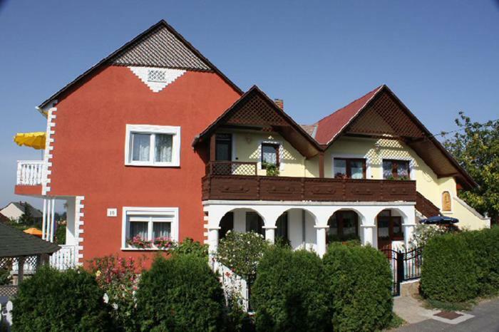 Papp Apartmanhaz Daire Vonyarcvashegy Dış mekan fotoğraf